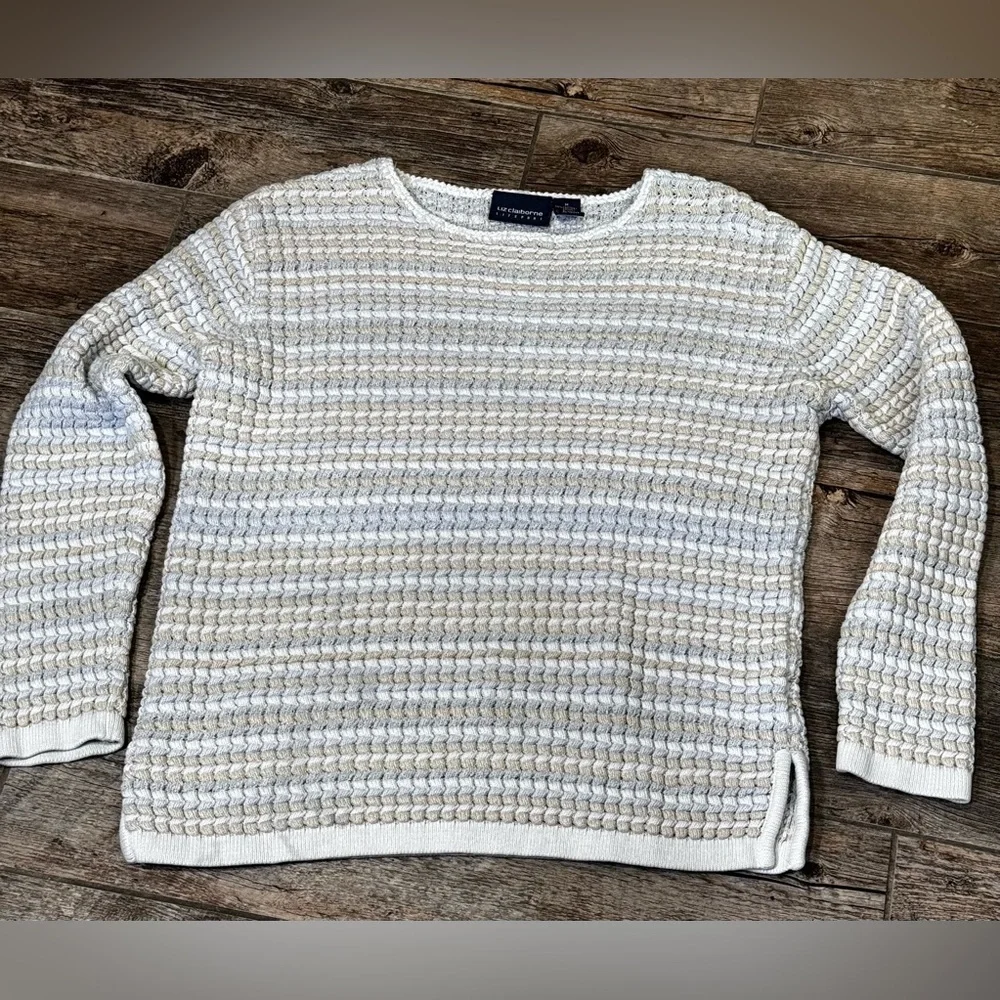 Sweater​​​ - Picture 4 of 6